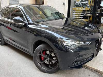 Alfa Romeo Stelvio Competizione Nero usata Bari