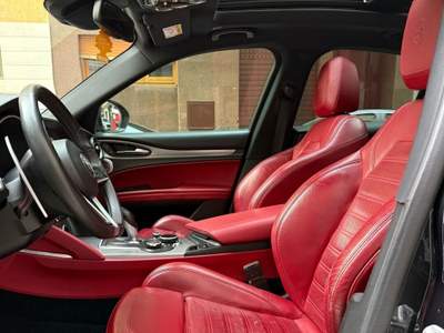 Alfa Romeo Stelvio Competizione Nero usata Bari