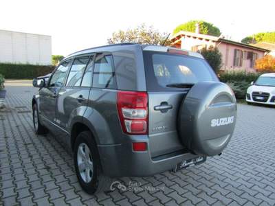 Suzuki Grand Vitara 1.9 DDiS 5 porte INTEGRALE+RIDUTTORE Nero usata Faenza