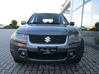Suzuki Grand Vitara 1.9 DDiS 5 porte INTEGRALE+RIDUTTORE Nero usata Faenza