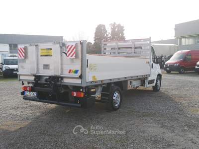 Citroen Jumper 35 Heavy L2 BlueHDi 140cv Cassone Fisso con pedana Bianco usata Reggio nell'Emilia