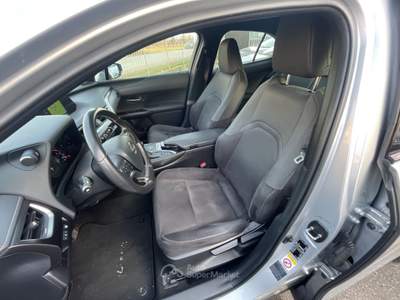 Lexus UX UX Hybrid 250h HEV Design aut Argento usata Mazzano