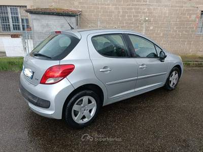 Peugeot 207 Vendesi Peugeot 207 1.4 HDI Nero usata Fucecchio