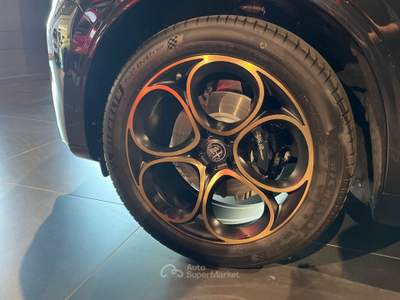 Alfa Romeo Stelvio 2.2 turbodiesel 210cv intensa q4 Nero usata Verona