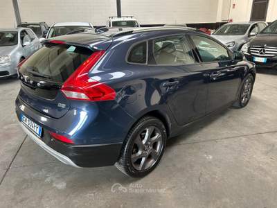 Volvo V40 Cross Country D2 1.6 114cv Momentum usata MAZZANO