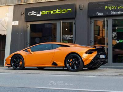 Lamborghini Huracán Huracan Huracán 5.2 V10 Tecnica RWD usata Torino