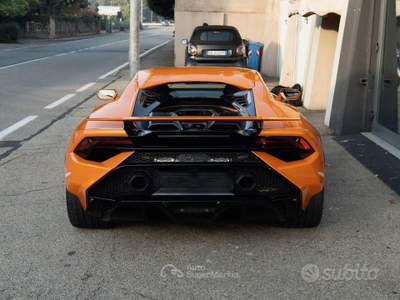 Lamborghini Huracán Huracan Huracán 5.2 V10 Tecnica RWD usata Torino