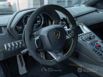 Lamborghini Aventador LP700-4 usata Torino