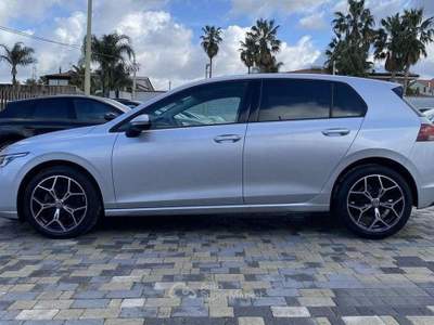 Volkswagen Golf 8 Life 2.0 TDI 116CV usata Partinico