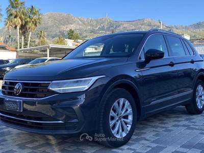 Volkswagen Tiguan Life 2.0 TDI 150CV DSG usata Partinico