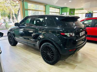 Land Rover Range Rover Evoque 2.2 TD4 5p. Prestige Nero usata Morano Calabro