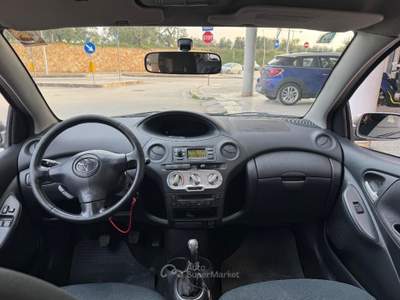 Toyota Yaris 1.4 Tdi D-4D Sol '03 Grigio usata Andria