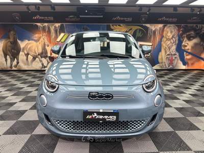 Fiat 500 500e 42 kWh Icon (936) Blu/Azzurro usata Calenzano