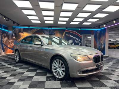 BMW Serie 7 750i 750i Eccelsa auto (784) Argento usata Calenzano