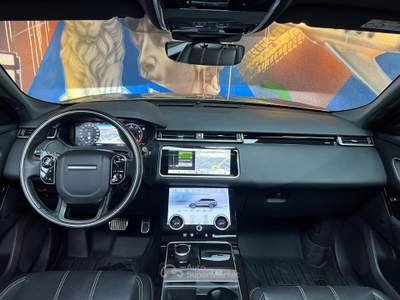 Land Rover Range Rover Velar R-Dynamic S 300cv (086) Grigio usata Calenzano