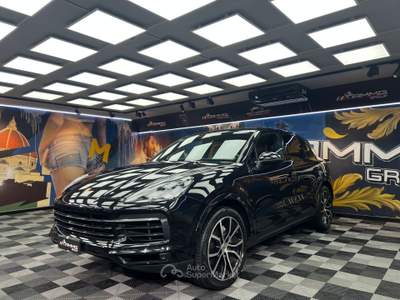 Porsche Cayenne 3.0 tiptronic (605) Nero usata Calenzano