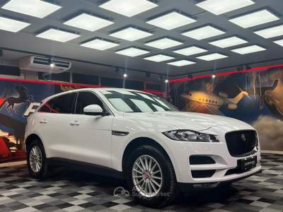 Jaguar F-Pace 2.0d Pure awd 180cv auto (379) Bianco usata Calenzano