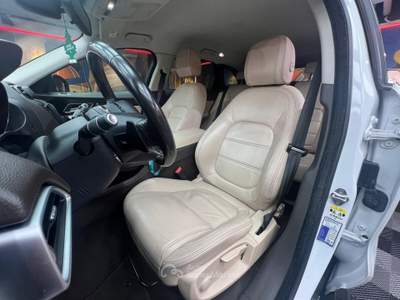 Jaguar F-Pace 2.0d Pure awd 180cv auto (379) Bianco usata Calenzano