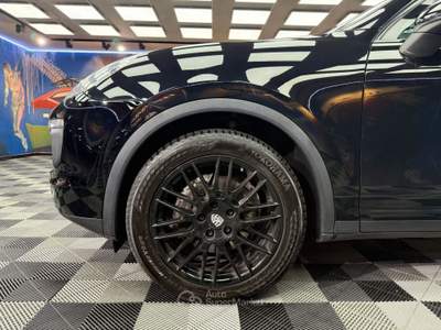 Porsche Cayenne Cayenne 3.0 tiptronic (276) Lilla usata Calenzano