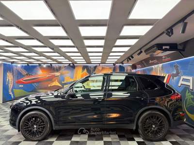Porsche Cayenne Cayenne 3.0 tiptronic (276) Lilla usata Calenzano