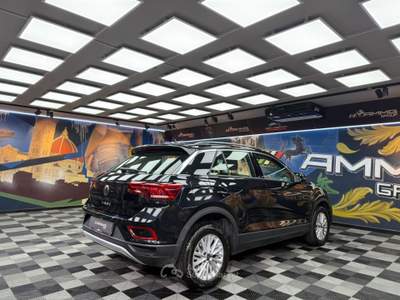 Volkswagen T-Roc SCR 150 CV DSG R-Line (359) Nero usata Calenzano