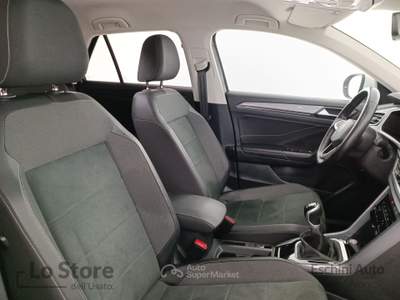 Volkswagen T-Roc 1.0 tsi style 110cv Grigio usata Pisa