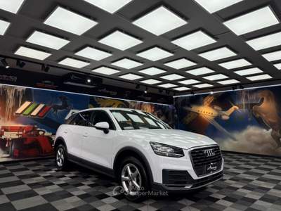 Audi Q2 S tronic Business (645) Bianco usata Calenzano