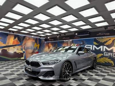 BMW Serie 8 840d 840 840d 48V xDrive Coupé (266) Grigio usata Calenzano