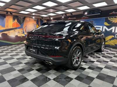 Porsche Cayenne 3.0 V6 S E-Hybrid Nero usata Calenzano