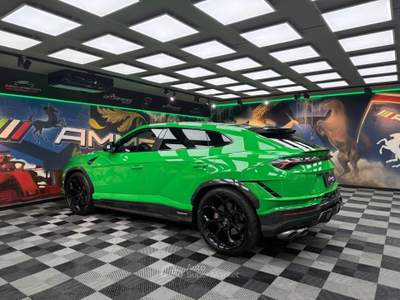 Lamborghini Urus Lamborghini Urus (333) Verde usata Calenzano