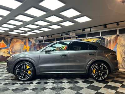 Porsche Cayenne Coupe 4.0 Turbo S e-hybrid tiptronic (538) Grigio usata Calenzano
