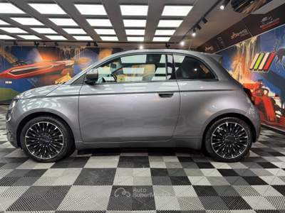 Fiat 500 500e Berlina 42 kWh La Prima (732) Grigio usata Calenzano