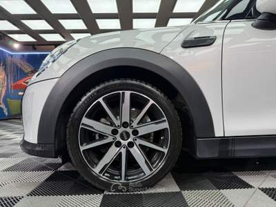 MINI Cooper 1.5 Resolute (001) Bianco usata Calenzano