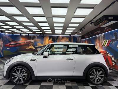 MINI Cooper 1.5 Resolute (001) Bianco usata Calenzano