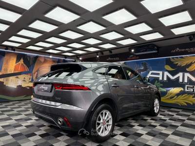 Jaguar E-Pace AWD aut. SE (697) Grigio usata Calenzano
