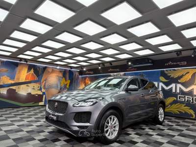 Jaguar E-Pace AWD aut. SE (697) Grigio usata Calenzano