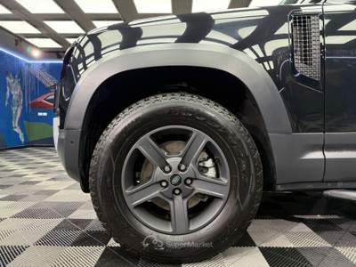 Land Rover Defender 200 CV AWD Auto X-Dynamic SE (919) Nero usata Calenzano