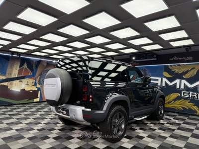Land Rover Defender 200 CV AWD Auto X-Dynamic SE (919) Nero usata Calenzano