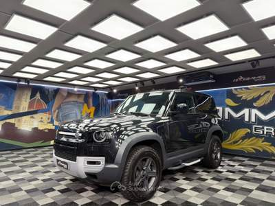 Land Rover Defender 200 CV AWD Auto X-Dynamic SE (919) Nero usata Calenzano