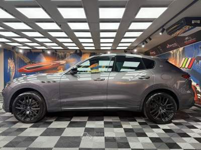 Maserati Levante S AWD Granlusso (218) Beige usata Calenzano