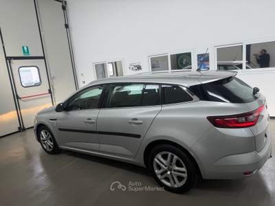 Renault Mégane Megane Mégane Sporter dCi 130 CV Energy Business Grigio usata Poviglio