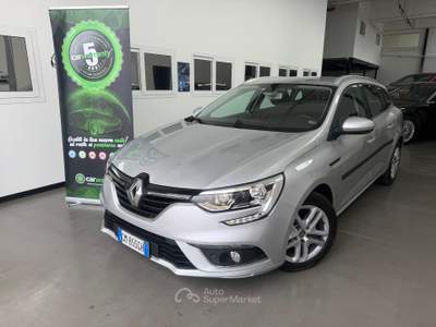 Renault Mégane Megane Mégane Sporter dCi 130 CV Energy Business Grigio usata Poviglio