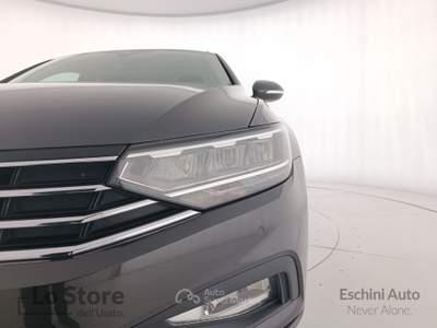 Volkswagen Passat variant 2.0 tdi business 122cv dsg Grigio usata Pisa