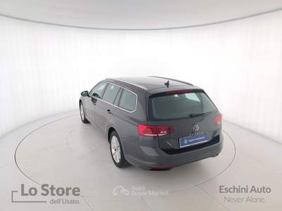 Volkswagen Passat variant 2.0 tdi business 122cv dsg Grigio usata Pisa