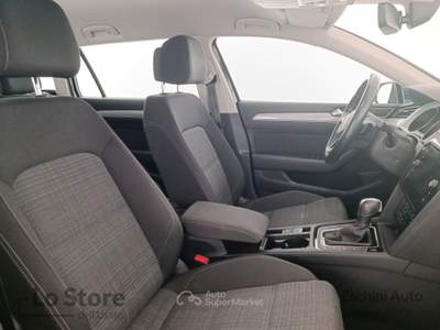 Volkswagen Passat variant 2.0 tdi business 122cv dsg Grigio usata Pisa