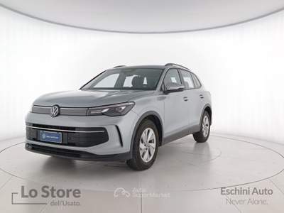 Volkswagen Tiguan 2.0 tdi life 150cv dsg Argento usata Pisa