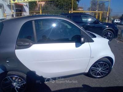 Smart ForFour Fortwo 0.9  109 cv exclusive Bianco usata Roma