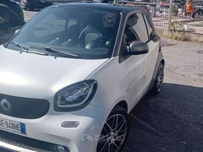 Smart ForFour Fortwo 0.9  109 cv exclusive Bianco usata Roma