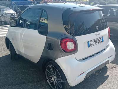 Smart ForFour Fortwo 0.9  109 cv exclusive Bianco usata Roma