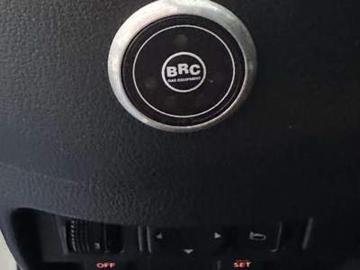 Nissan Juke Juke 1.6 BUSINESS Gpl 115cv E6 Bianco usata Montecorvino Pugliano